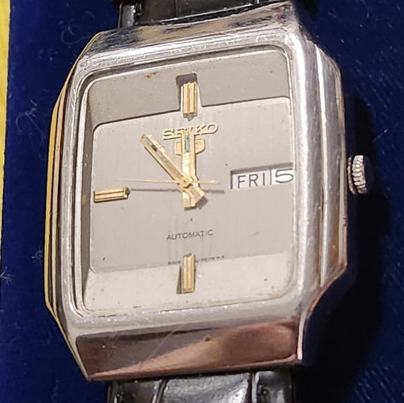 Rare vintage Seiko 5 6309-569A Tank Watch with Arabic Days and English Days - Picture 8 of 10